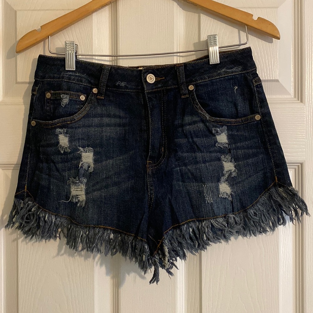 Altar’d State Cut Off Frayed Jean shorts